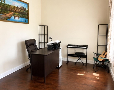 4343 Monument Road - Photo Thumbnail 11