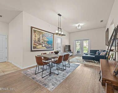 131 Burnett Court - Photo Thumbnail 8