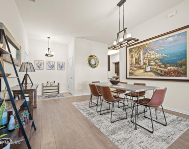 131 Burnett Court - Photo Thumbnail 6