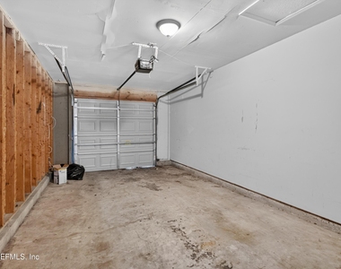 8010 International Village Drive - Photo Thumbnail 24