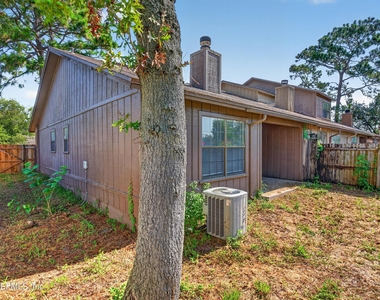 8010 International Village Drive - Photo Thumbnail 28