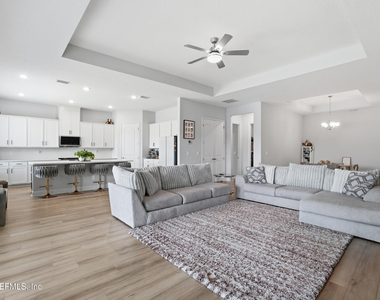 49 Dawson Creek Way - Photo Thumbnail 8