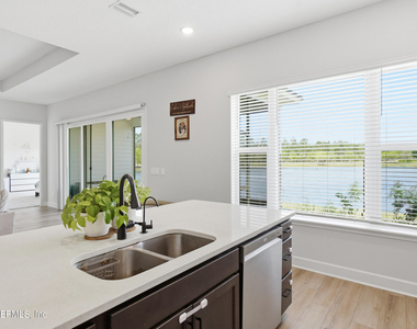 49 Dawson Creek Way - Photo Thumbnail 13