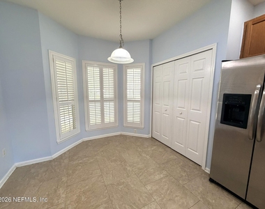 321 Pecan Grove Drive - Photo Thumbnail 5