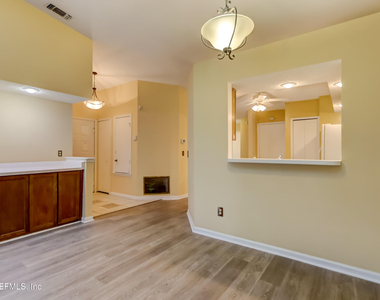 3476 Raymur Villa Drive - Photo Thumbnail 9