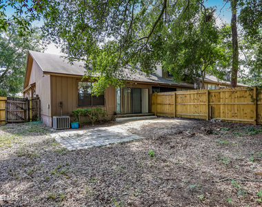 3476 Raymur Villa Drive - Photo Thumbnail 23