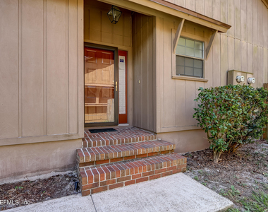 3476 Raymur Villa Drive - Photo Thumbnail 3