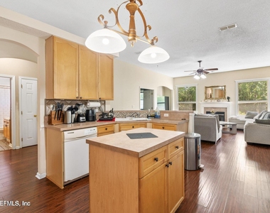 4593 Cape Elizabeth Court E - Photo Thumbnail 5