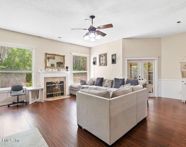 4593 Cape Elizabeth Court E - Photo Thumbnail 7