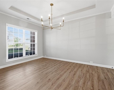 2725 Blackstock Drive - Photo Thumbnail 11