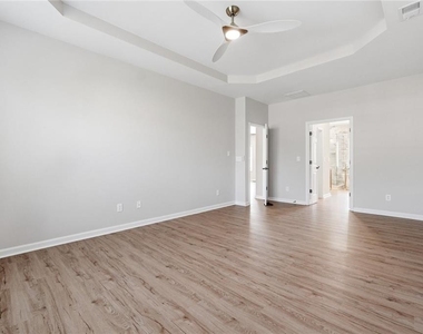 2725 Blackstock Drive - Photo Thumbnail 13