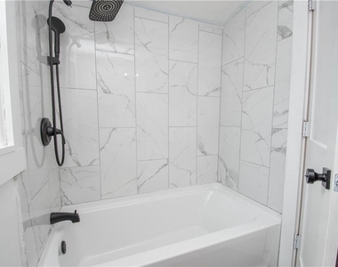 1391 Smith Street Se - Photo Thumbnail 13