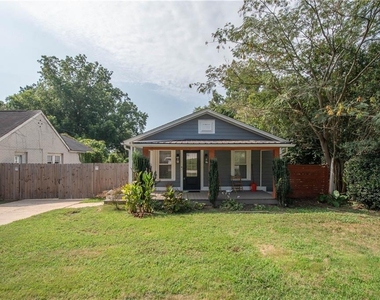 1391 Smith Street Se - Photo Thumbnail 2