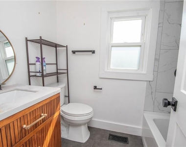 1391 Smith Street Se - Photo Thumbnail 12