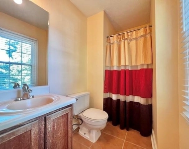 107 Old Ferry Way - Photo Thumbnail 10