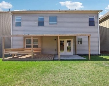 5770 Rialto Way - Photo Thumbnail 32