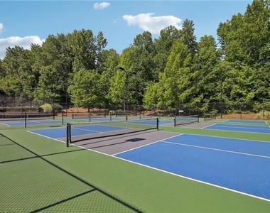 5770 Rialto Way - Photo Thumbnail 42