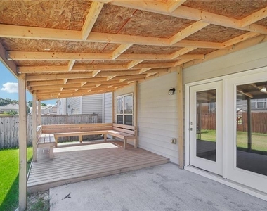 5770 Rialto Way - Photo Thumbnail 29