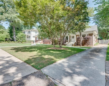 2104 Delano Drive Ne - Photo Thumbnail 3