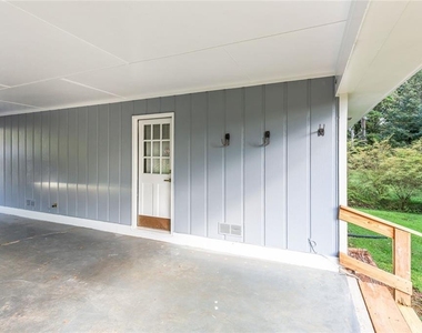 1834 Dogwood Court Sw - Photo Thumbnail 31