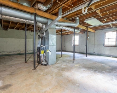 1834 Dogwood Court Sw - Photo Thumbnail 23