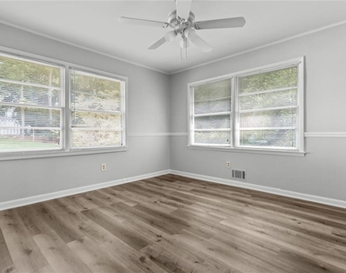 1834 Dogwood Court Sw - Photo Thumbnail 13