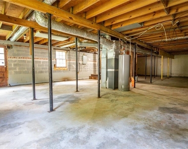 1834 Dogwood Court Sw - Photo Thumbnail 24