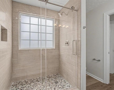 980 Windcroft Circle Nw - Photo Thumbnail 16