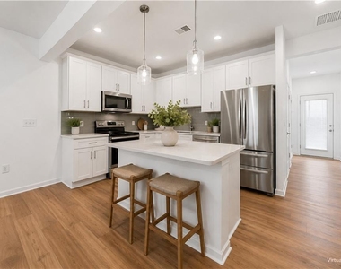 1643 Winpost Lane Nw - Photo Thumbnail 4