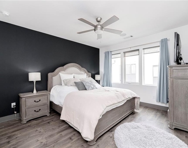 1224 Chelsea Circle Nw - Photo Thumbnail 13