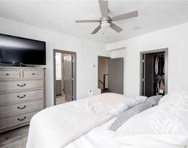 1224 Chelsea Circle Nw - Photo Thumbnail 14