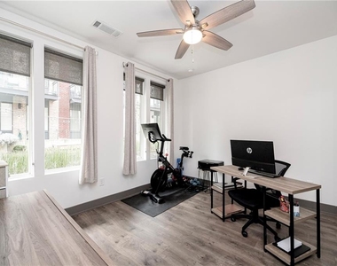 1224 Chelsea Circle Nw - Photo Thumbnail 10
