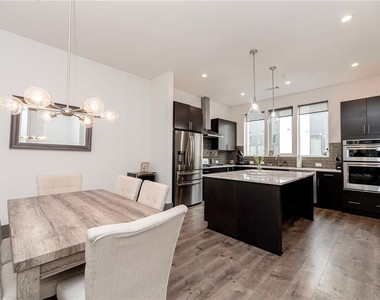 1224 Chelsea Circle Nw - Photo Thumbnail 4
