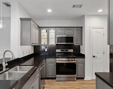 850 Piedmont Avenue Ne - Photo Thumbnail 17