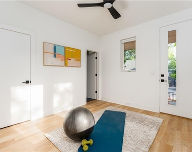 1007 Manigault Street Se - Photo Thumbnail 24