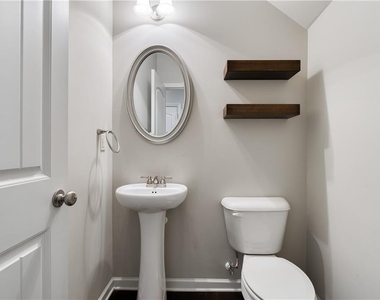 5216 Apple Grove Road - Photo Thumbnail 6