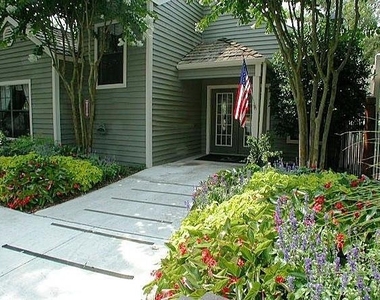 2683 Vinings Central Drive Se - Photo Thumbnail 22