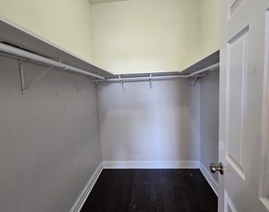 939 W Armitage Avenue - Photo Thumbnail 30