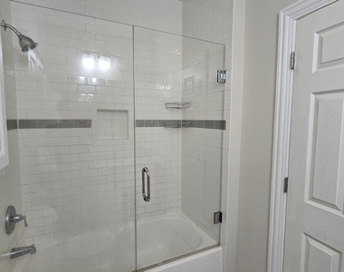 939 W Armitage Avenue - Photo Thumbnail 32