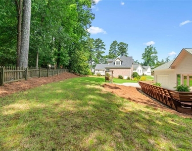 603 Fairway Court - Photo Thumbnail 41