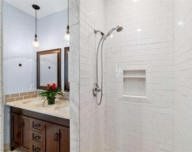 603 Fairway Court - Photo Thumbnail 23
