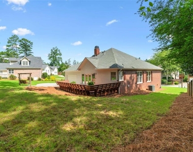 603 Fairway Court - Photo Thumbnail 40