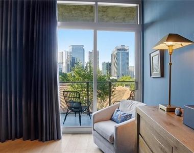 905 Juniper Street Ne - Photo Thumbnail 18
