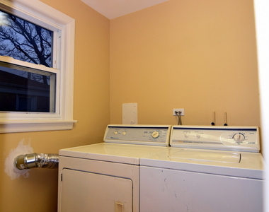 2710 Reuter Street - Photo Thumbnail 13