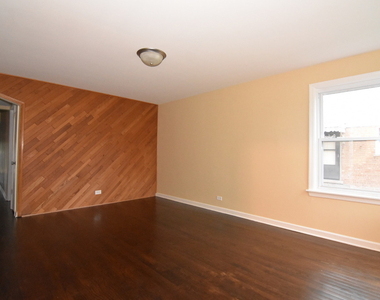 2710 Reuter Street - Photo Thumbnail 5