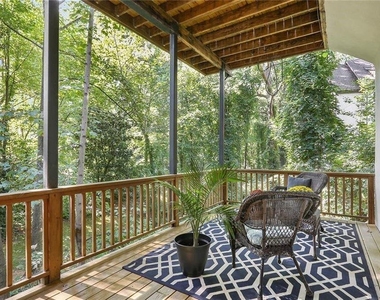 930 Manchester Place - Photo Thumbnail 31