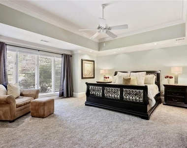 930 Manchester Place - Photo Thumbnail 21