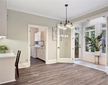 930 Manchester Place - Photo Thumbnail 14