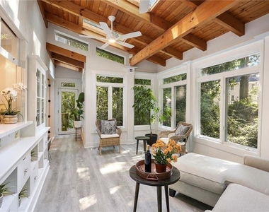 930 Manchester Place - Photo Thumbnail 19