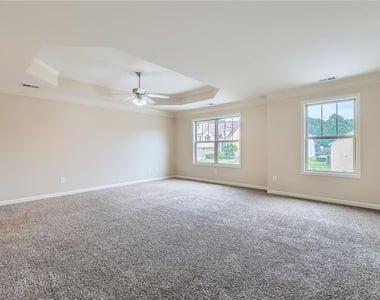 1071 Mcduffie Circle - Photo Thumbnail 12